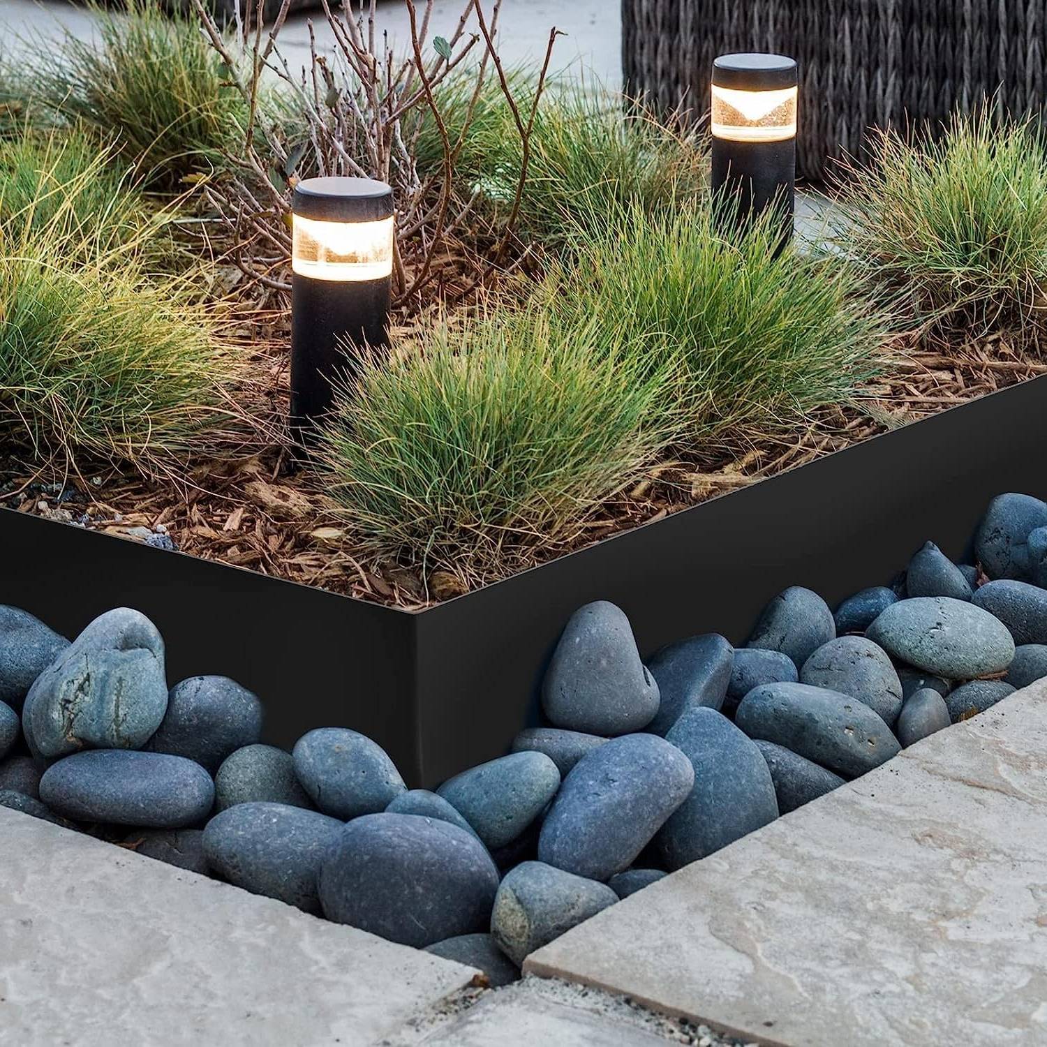 Black steel garden edging: image 7