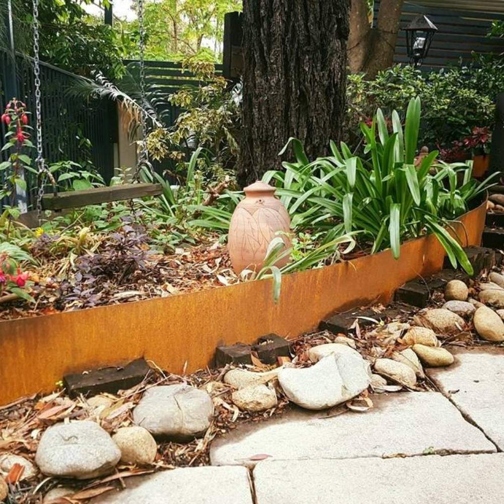 Corten steel garden edging: image 10